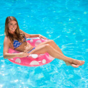 87136 | 36'' Polka Dot Swim Tube - Lifestyle 6