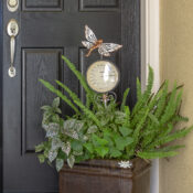 54583LsDragonflyThermometerGardenStake04RGB800px