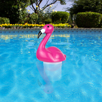 32123 | Flamingo Chlorine Dispenser - Lifestyle 1
