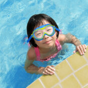 91009 LS KidsHybridSurfMask Girl 03RGB800px