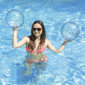 81110LSSilverGllitterBallAllysa2BallsRGB800px