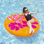 83667LSGirlPowerIslandAerialAdultGirlSelfie2RGB800px